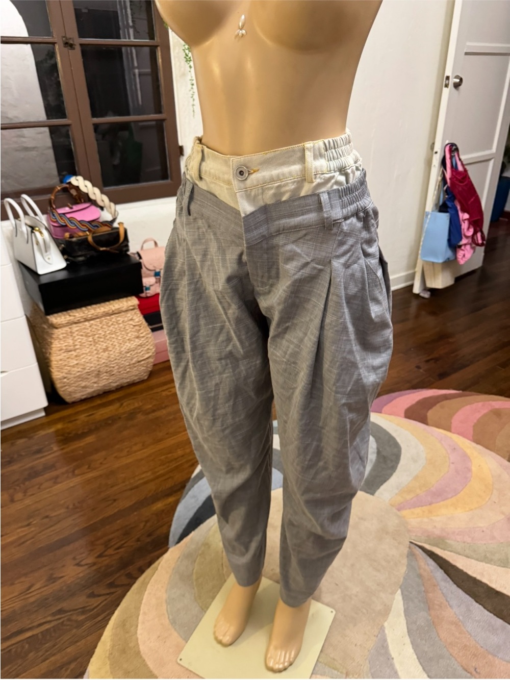 Grey pleated trousers with double waistband styling NWOT size S - Picture 9 of 9